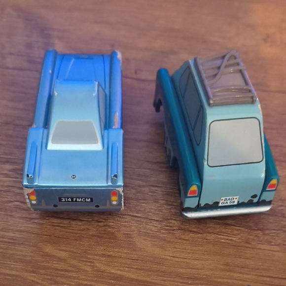 Vintage Disney Pixar Cars Wood Collection - Professor Z & Finn McMissile - Picture 14 of 14